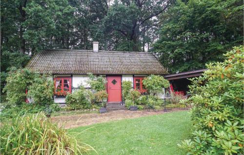 One-bedroom Holiday Home In Tomelilla