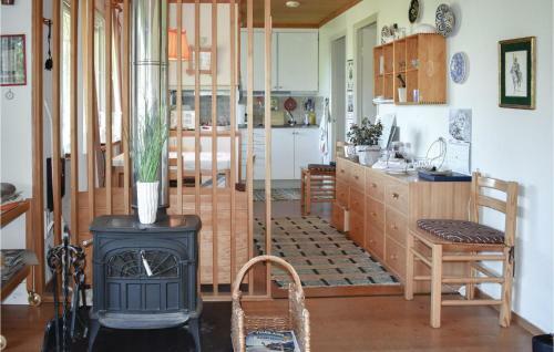 Three-bedroom Holiday Home In Granna