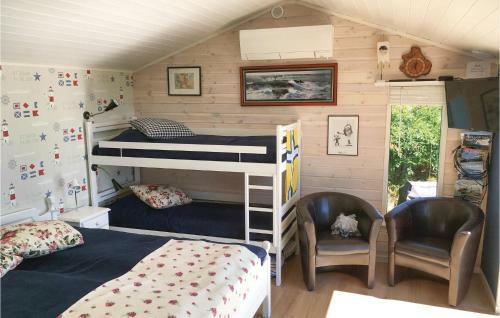 One-bedroom Holiday Home In Vanersborg