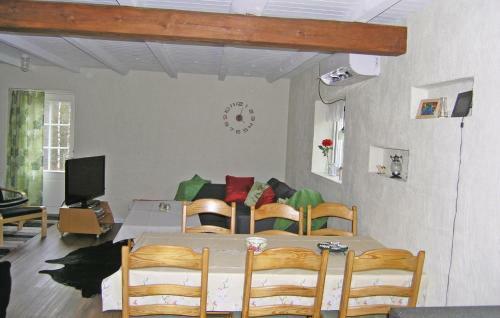 Holiday Home Hestra 18