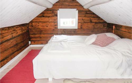 Two-bedroom Holiday Home In Tystberga