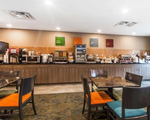 Hotel Comfort Suites Knoxville