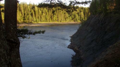 Lits Camping, Stugby Och Kanot