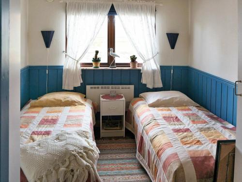 Two-bedroom Holiday Home In Brom�lla