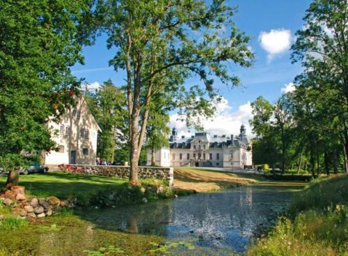 Hotel Kronovalls Vinslott
