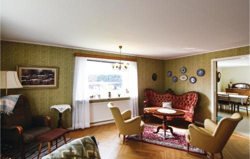 Three-bedroom Holiday Home In Kalv