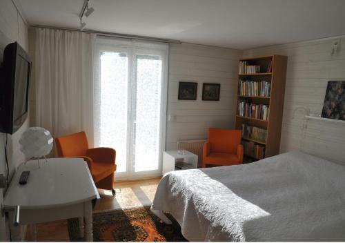 Bed & Breakfast Room In Ekestad
