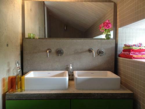 Bed & Breakfast L�dfabriken