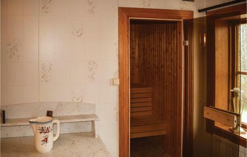 Three-bedroom Holiday Home In Skillingaryd