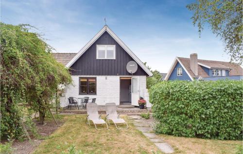 Two-bedroom Holiday Home In Abbekas