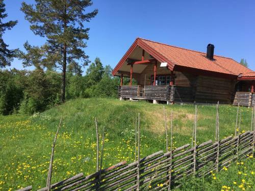 Bergs�ng Stuga