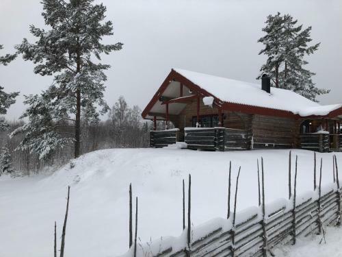Bergs�ng Stuga