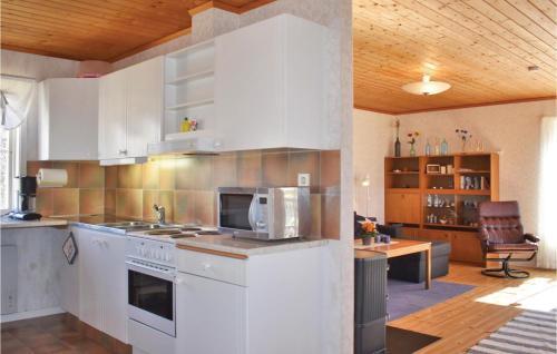 Two-bedroom Holiday Home In Kvillfors