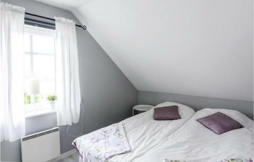 Four-bedroom Holiday Home In Torso
