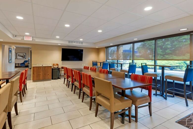 Hotel Comfort Inn University