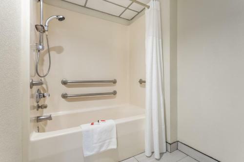 Motel Days Inn Rocky Mount Golden East