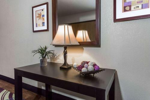 Motel Days Inn Rocky Mount Golden East