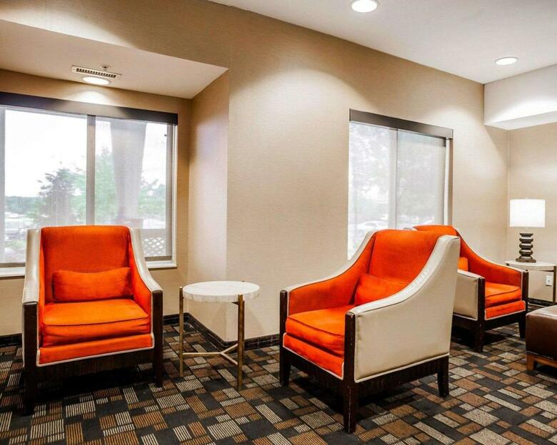 Hotel Comfort Suites - Independence