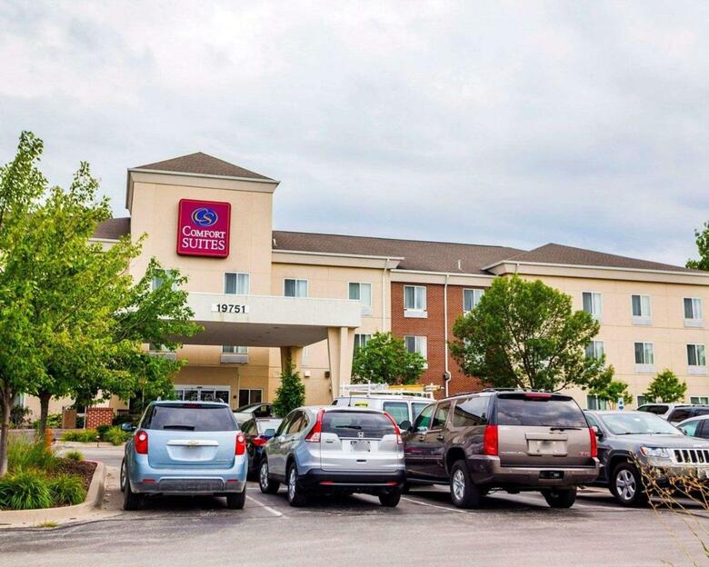 Hotel Comfort Suites - Independence