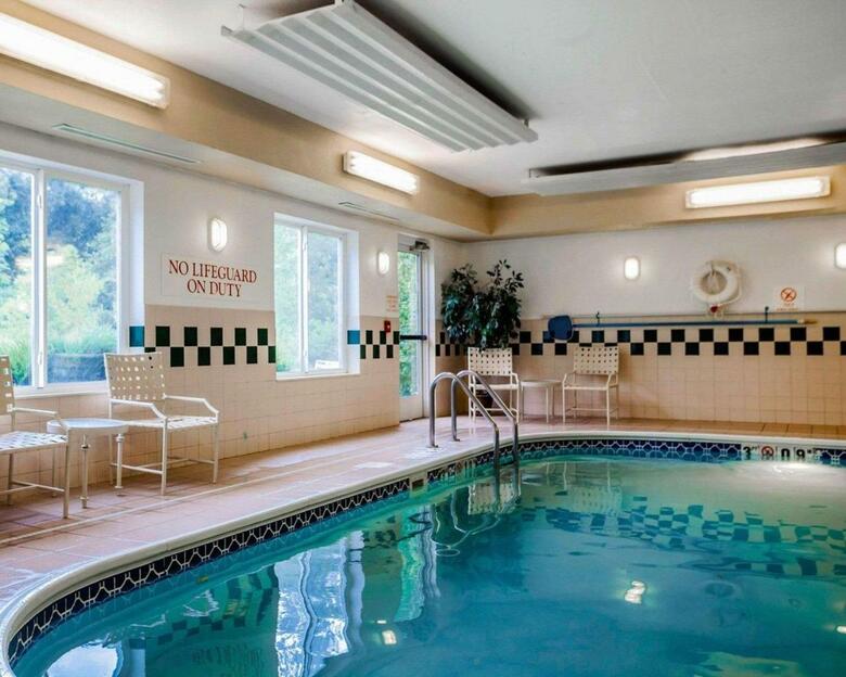 Hotel Comfort Suites - Independence