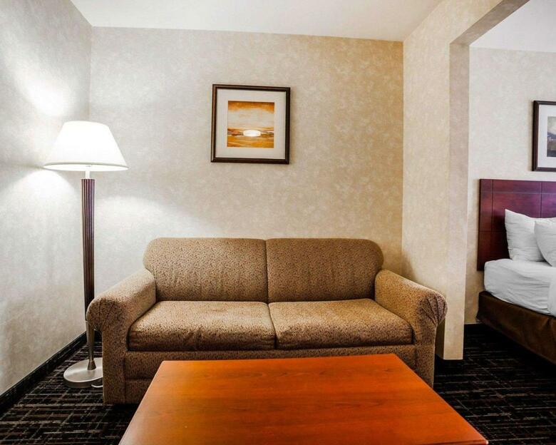 Hotel Comfort Suites - Independence