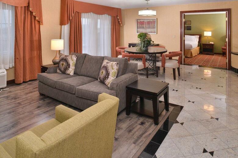 Holiday Inn Express Hotel & Suites El Centro