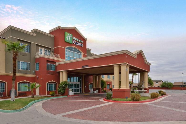 Holiday Inn Express Hotel & Suites El Centro