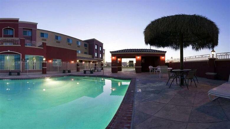 Holiday Inn Express Hotel & Suites El Centro