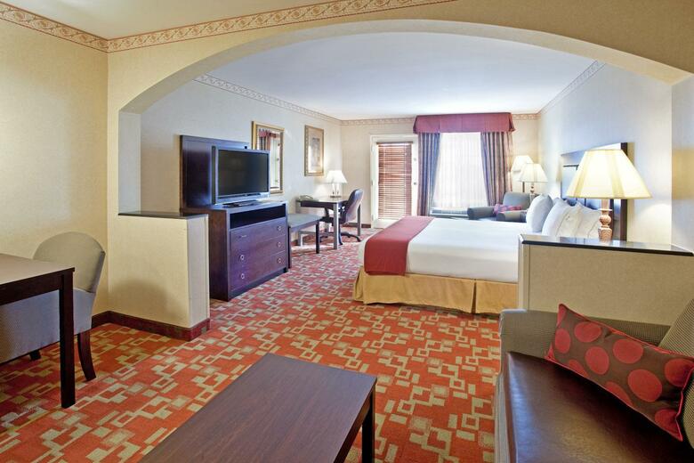 Holiday Inn Express Hotel & Suites El Centro