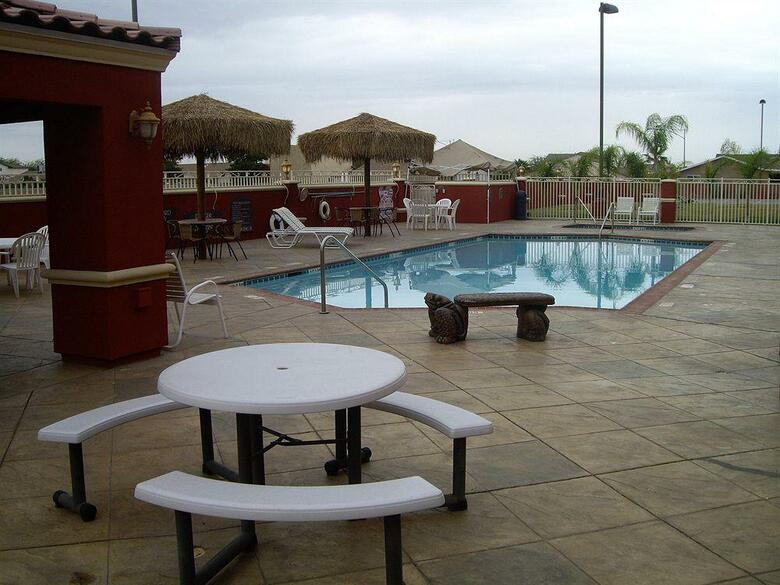 Holiday Inn Express Hotel & Suites El Centro