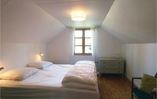 Three-bedroom Holiday Home In Varnamo
