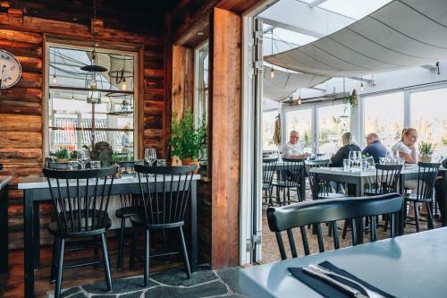 Hotel Skatans Caf� & Krog