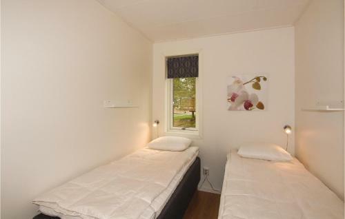 Holiday Home Dalslanged With Sea View III