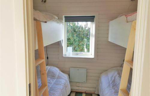 Three-bedroom Holiday Home In Strangnas