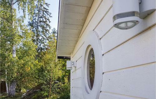 Three-bedroom Holiday Home In Strangnas