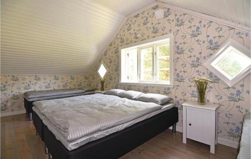 Two-bedroom Holiday Home In Bengtsfors