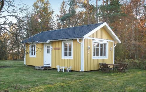 Two-bedroom Holiday Home In Silverdalen