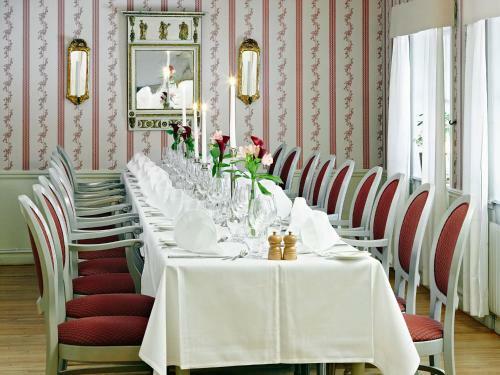 Hotel G�ll�fsta Konferens
