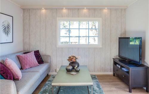 Two-bedroom Holiday Home In Fagelmara