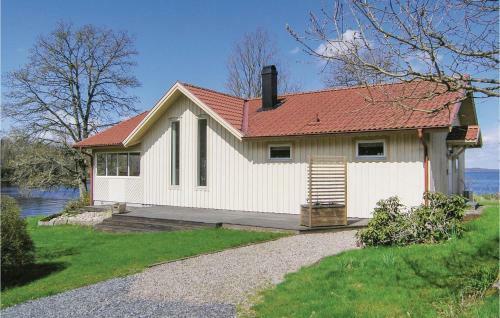 Two-bedroom Holiday Home In Annerstad
