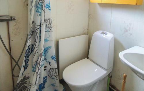 Three-bedroom Holiday Home In Stromsnasbruk