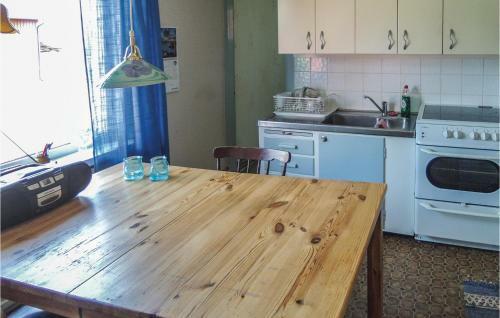 Three-bedroom Holiday Home In Stromsnasbruk