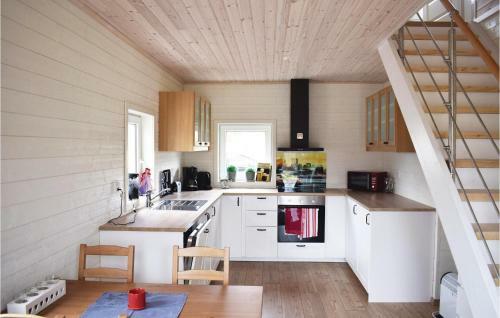 Two-bedroom Holiday Home In Almhult