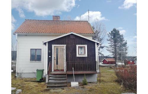 Three-bedroom Holiday Home Bjurholm With A Fireplace 01