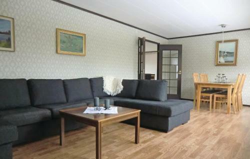 Holiday Home Bruzaholm 01