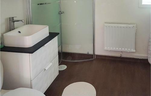 Three-bedroom Holiday Home In Ydre