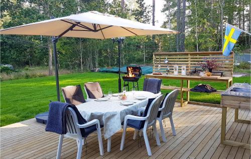 Three-bedroom Holiday Home In Ydre