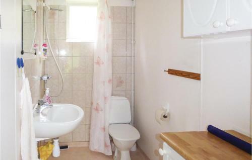 Two-bedroom Holiday Home In Katrineholm