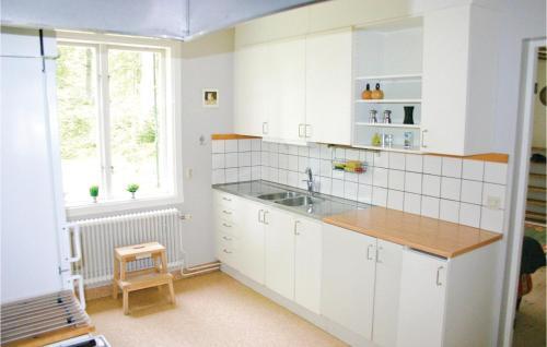 Eleven-bedroom Holiday Home In Ryd