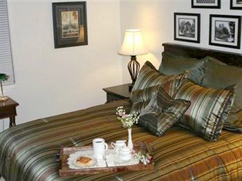 Yosemite Bed And Breakfast